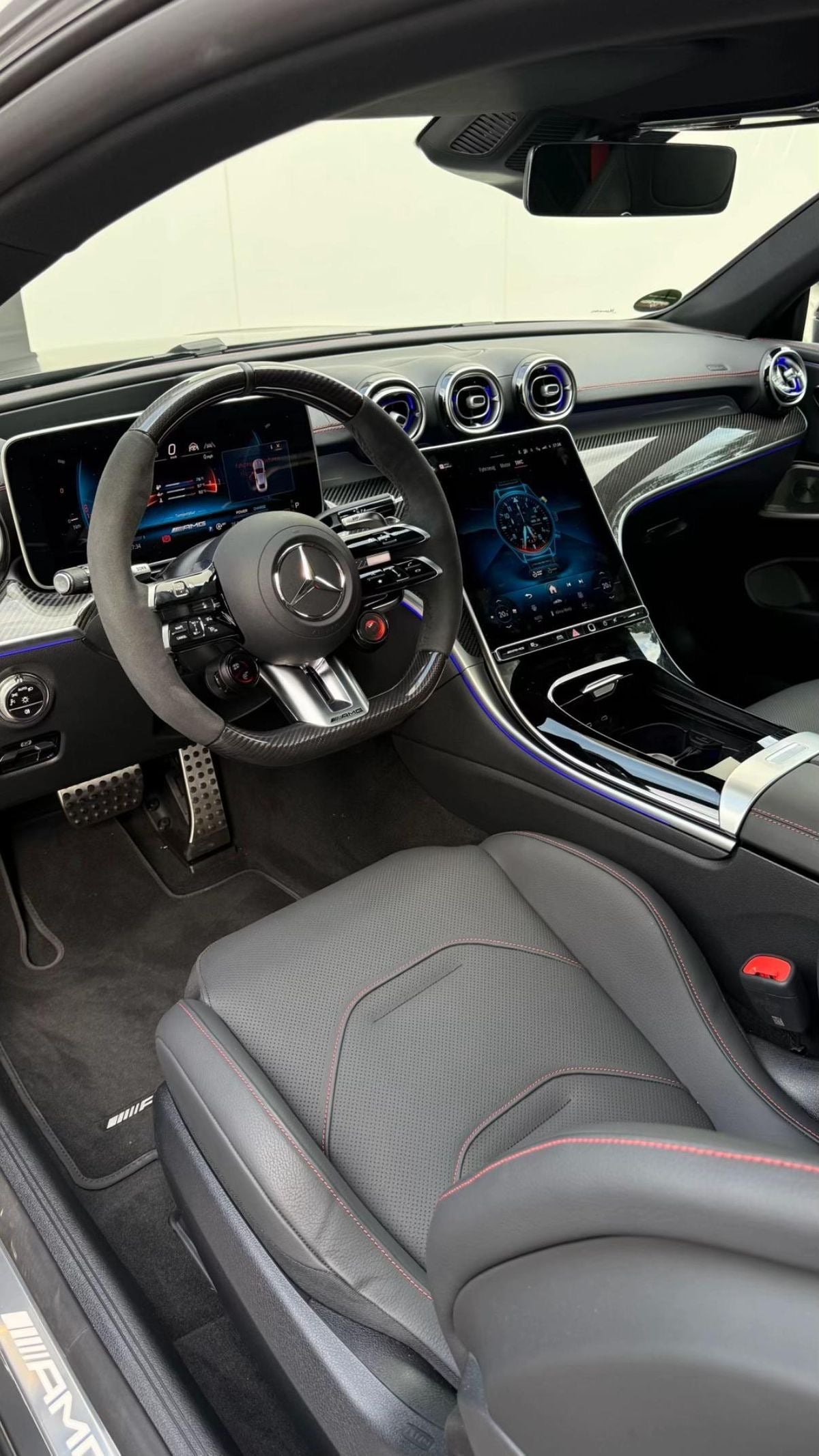 Comment nettoyer l’intérieur de sa voiture comme un pro (guide complet)